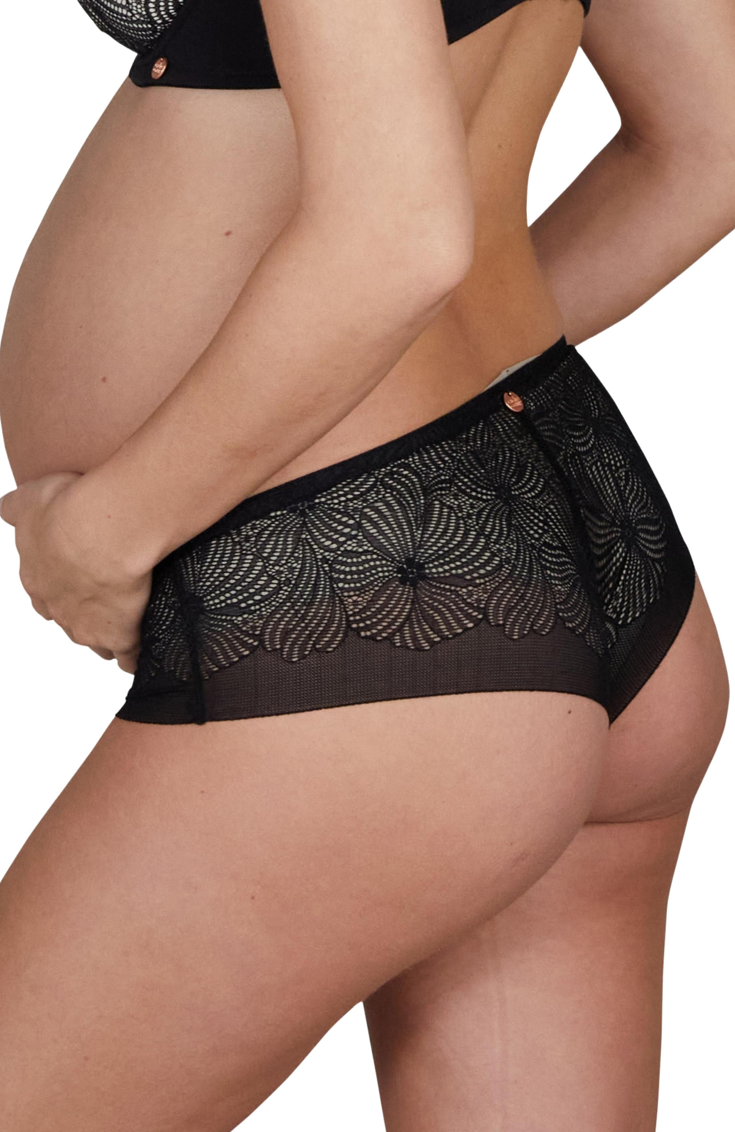 Dahlia maternity shorts - image 2