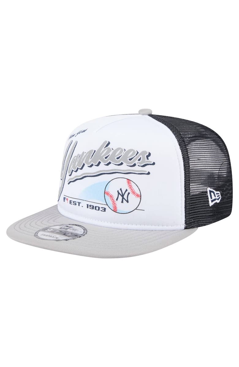New Era Men's New Era White/Gray New York Yankees Retro Script Trucker 9FIFTY Snapback Hat, Main, color, White