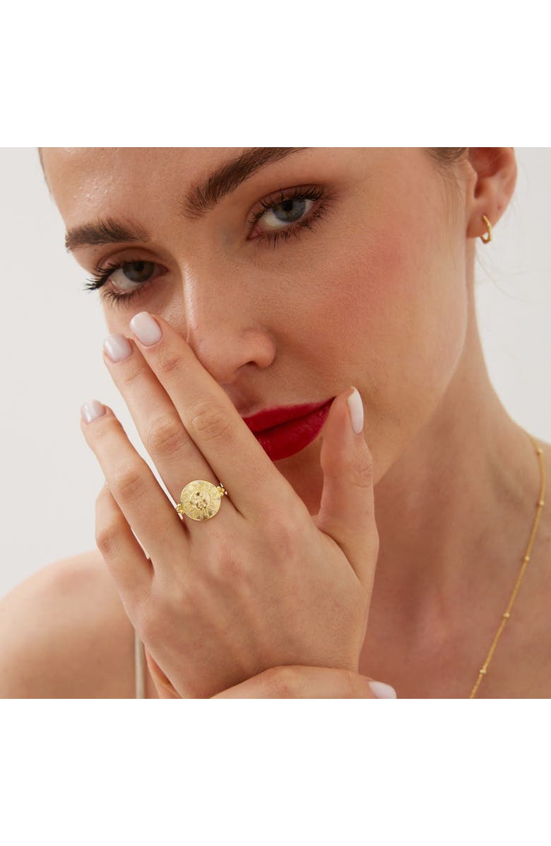 Spero London Sun Face Embossed Sterling Silver Medal Ring, Alternate, color, Gold