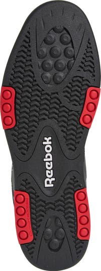 BB 4500 DMX Basketball Shoe