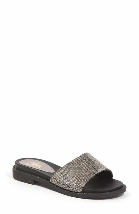 【Steve Madden】Rubee スタッド スライド サンダル Steve Madden Rubee Slide Sandal (Women) | Nordstromrack