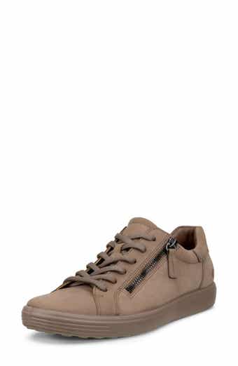 Soft 7 Sneaker