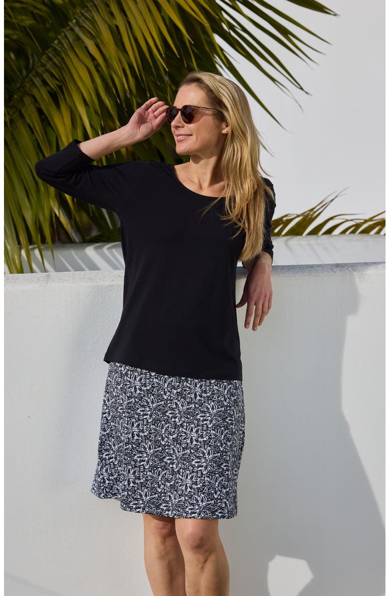 UV Skinz 3/4 Sleeve Scoop Neck R&R Tee, Alternate, color, Black