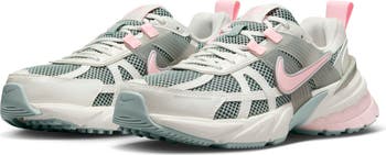 【NIKE】 Women's Nike V2K Run C.O.R. Nike V2K Run Women's Shoes. Nike.com