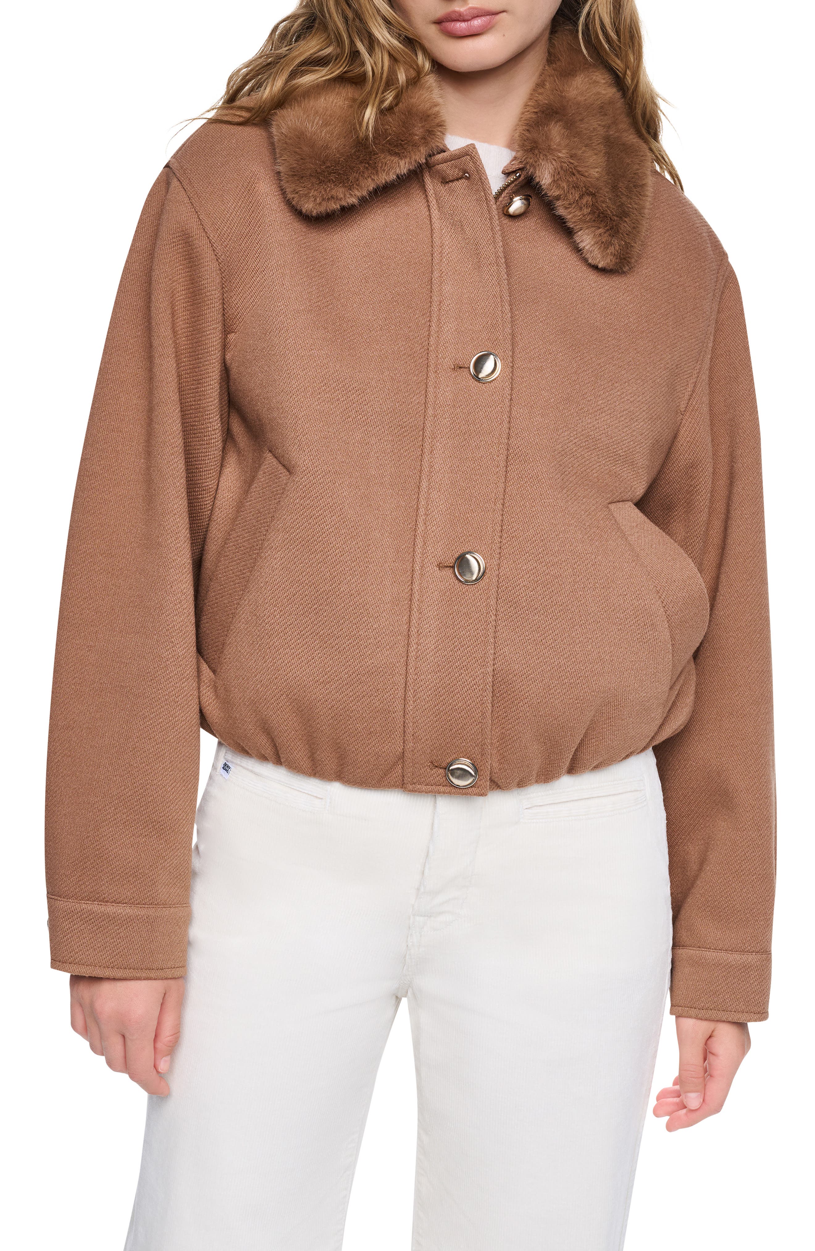 DARK CAMEL
