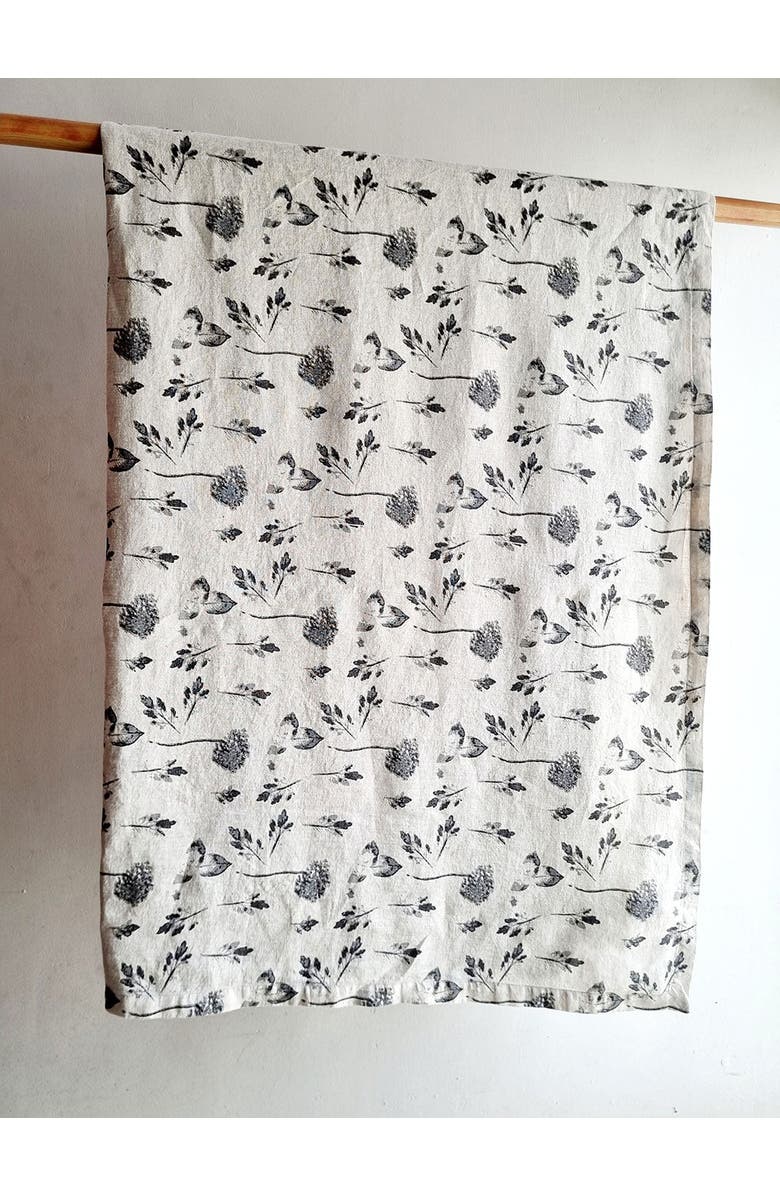 CG Hunter Floral Tablecloth, Alternate, color, Grey