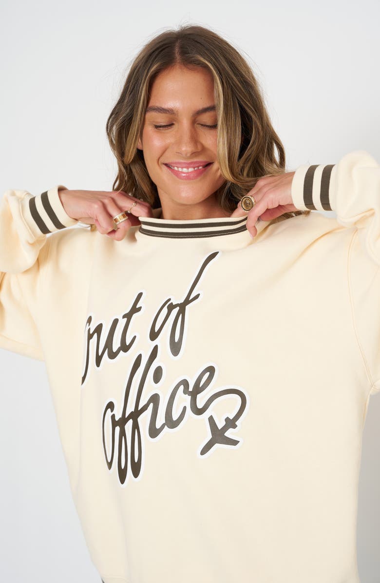 THE MAYFAIR GROUP Oversize Out of Office Graphic Sweatshirt, Alternate, color, Yellow