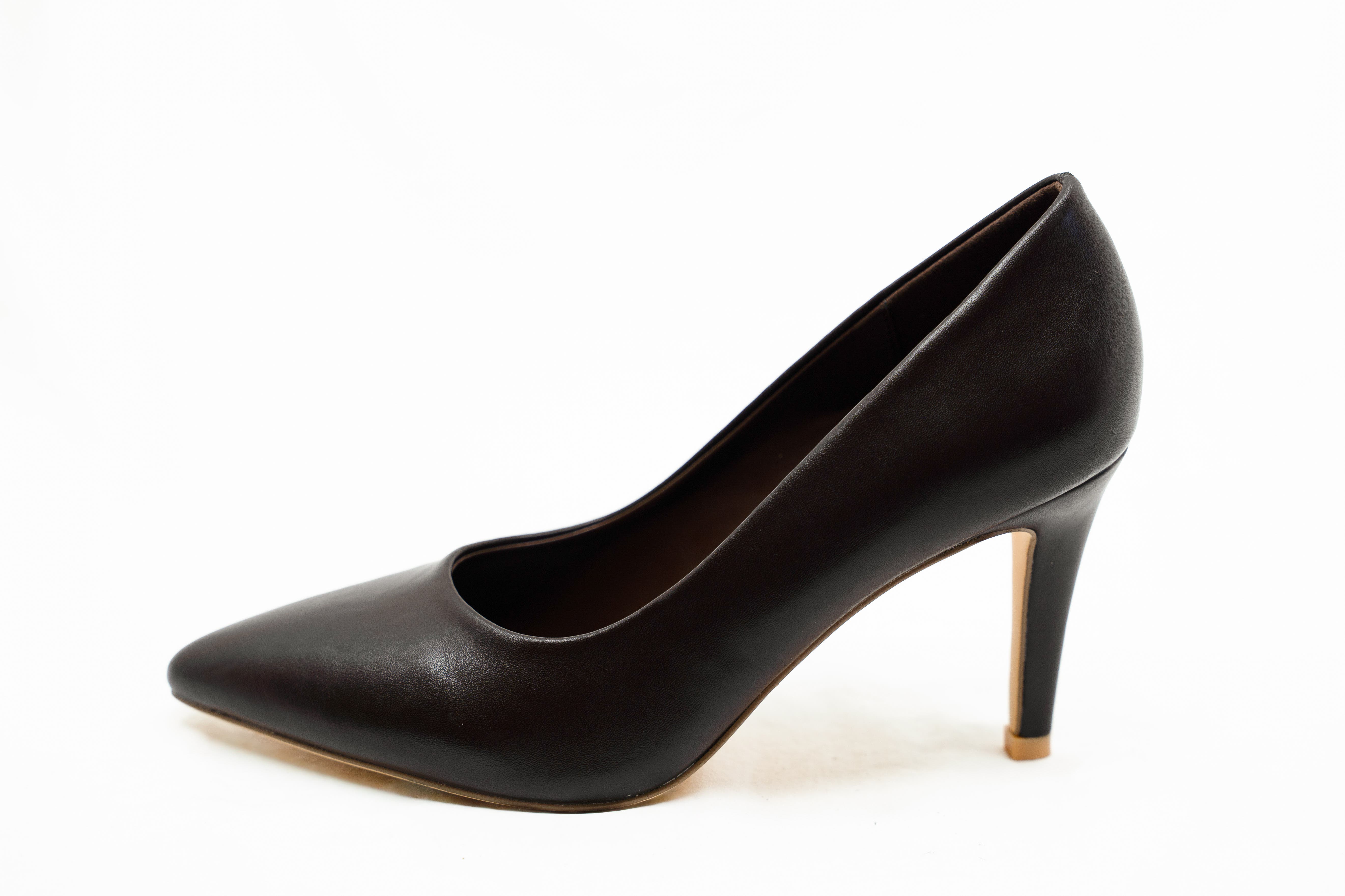The Point Classic Pump, Alternate, color, Nude I