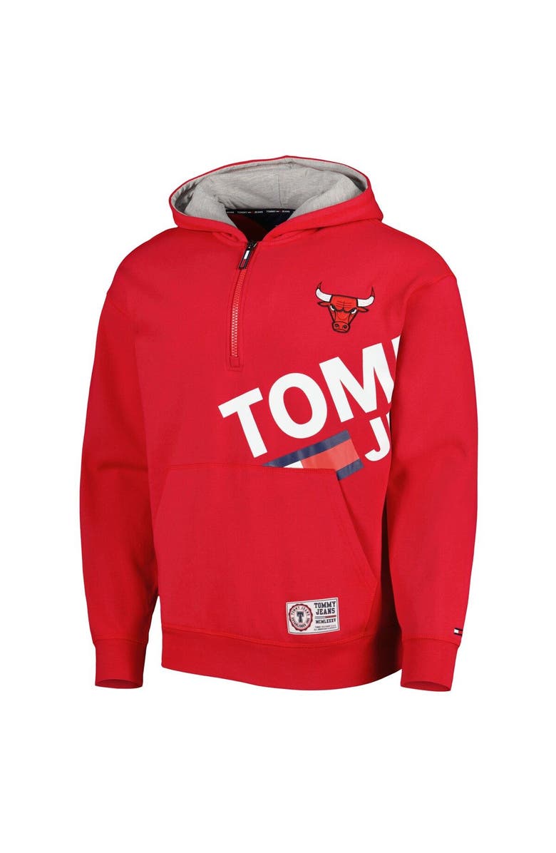 TOMMY JEANS Men's Tommy Jeans Red Chicago Bulls Bernard Half-Zip Hoodie, Alternate, color,