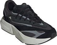 adidas Lightblaze Sneaker