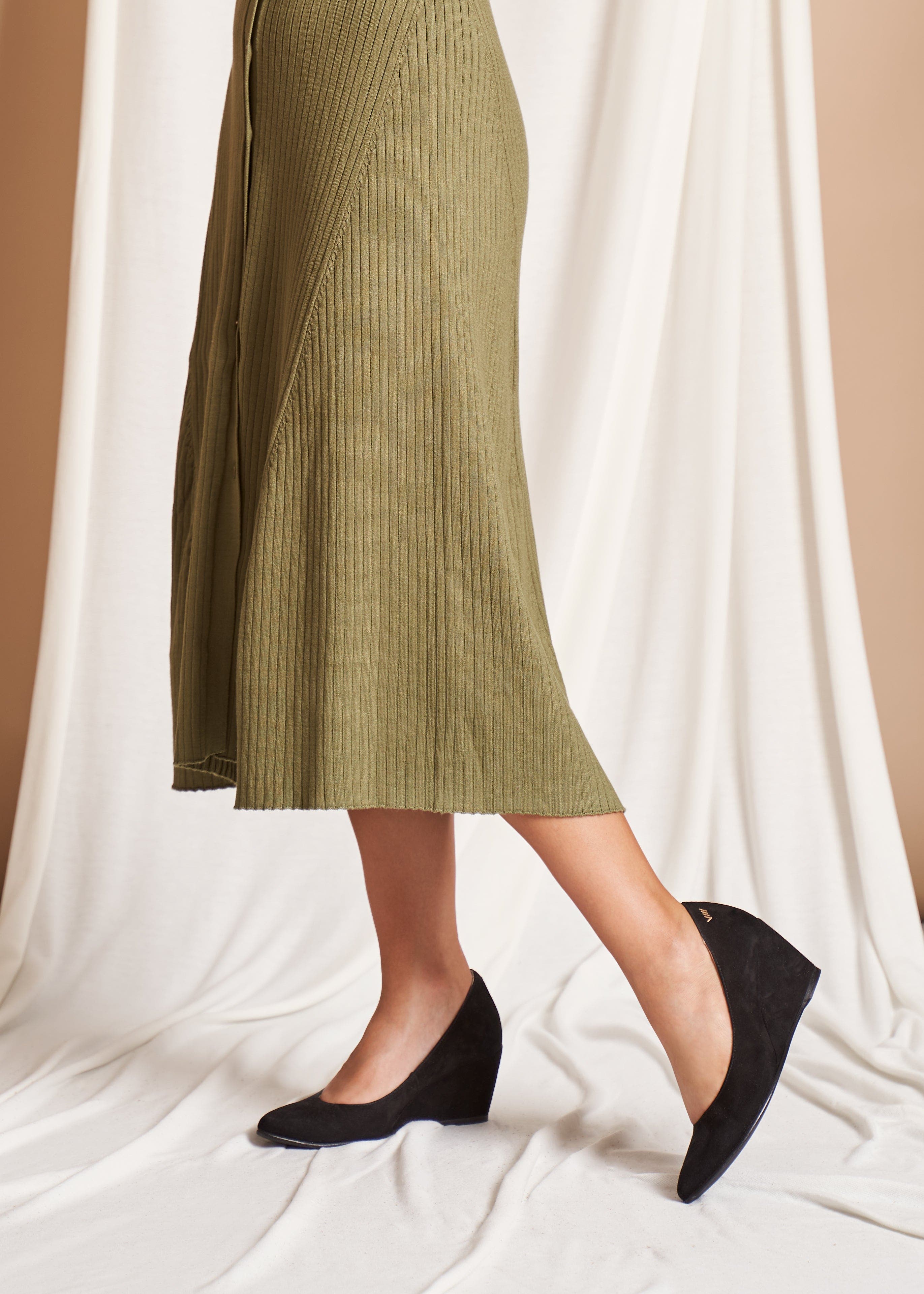 VISCATA Verona Suede Wedges, Alternate, color, Black