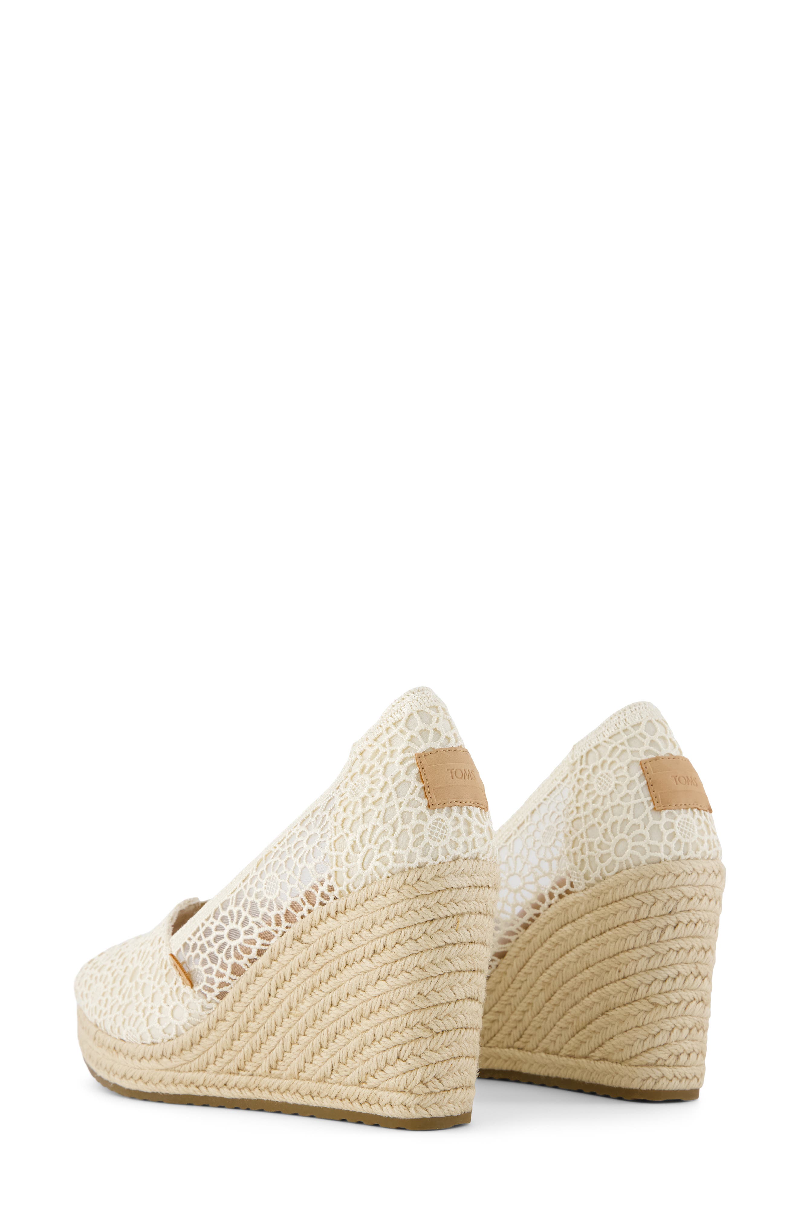 TOMS Essential Wedge Pump, Alternate, color, Natural Crochet