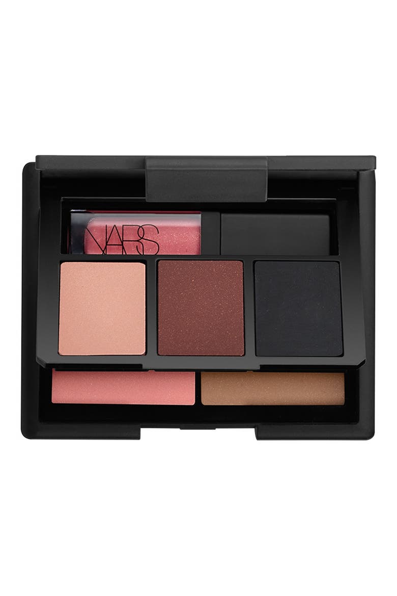 'Guy Bourdin - Crime of Passion' Eye, Cheek & Lip Palette (Limited Edition), Alternate, color, CRIME OF PASSION