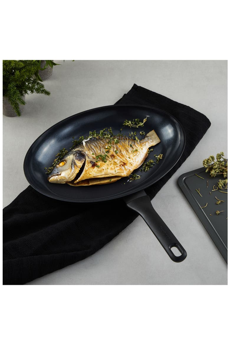 DiNA Helix Fish Pan, Alternate, color, BLACK