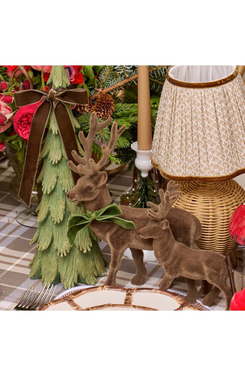 Mrs. Alice Lotus Lampshade, Alternate, color,