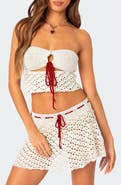 EDIKTED Jaslene Strapless Crochet Top