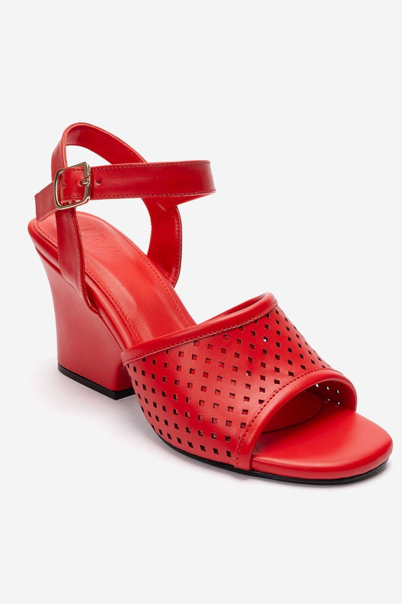 Hervon Block Heel Ankle Strap Sandal, Alternate, color, Red