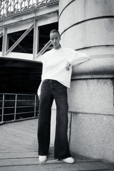 Wide-leg Regular-waist Jeans