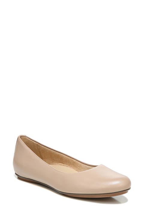 フラットシューズ BEIGE LEATHER FLATS Women's Beige Flats | Nordstrom