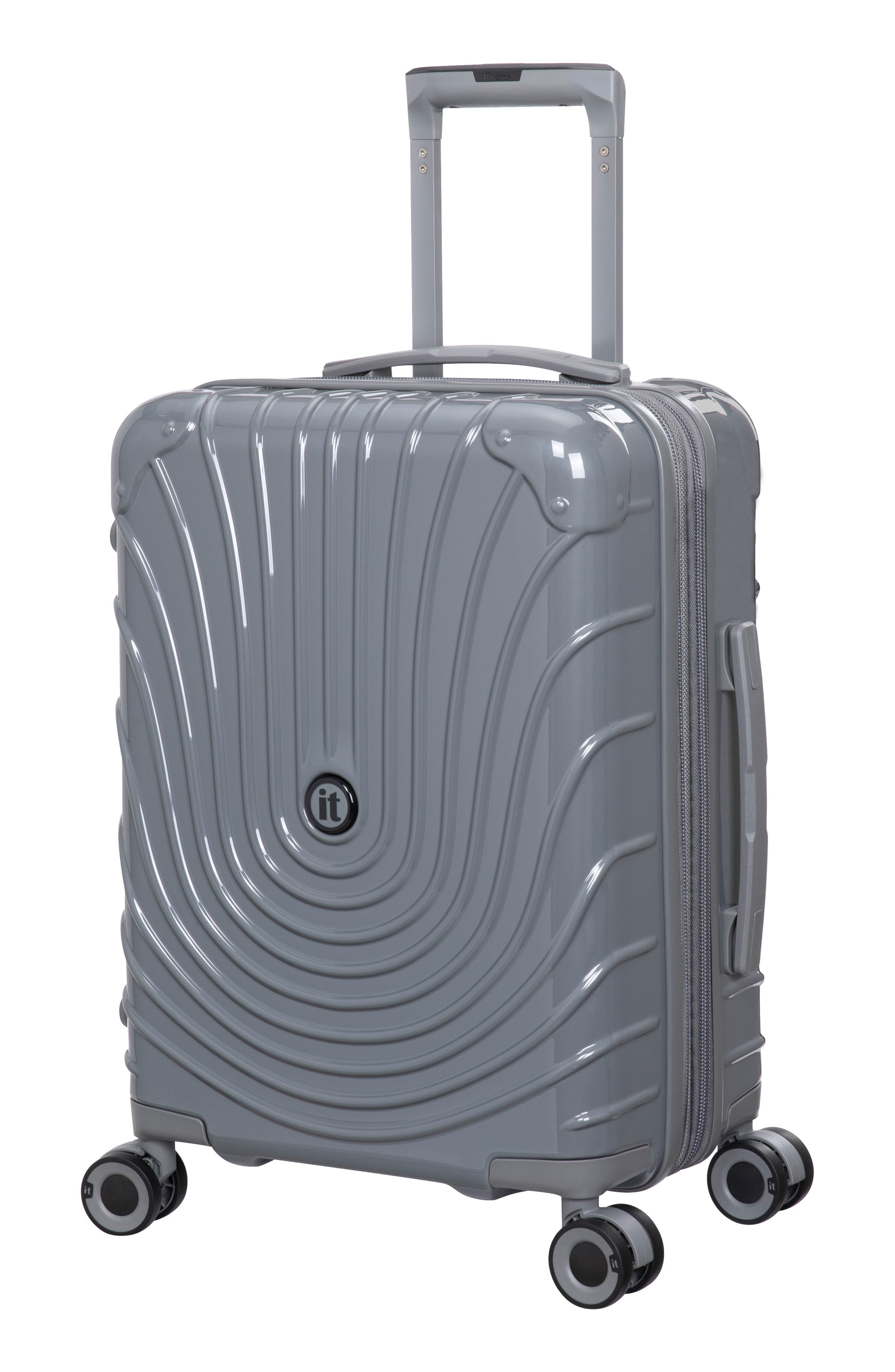 IT LUGGAGE Radiating 21-Inch Hardside Carry-On Luggage