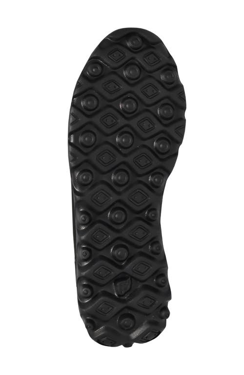 Propét Travelactiv Aurora Sneaker In Black