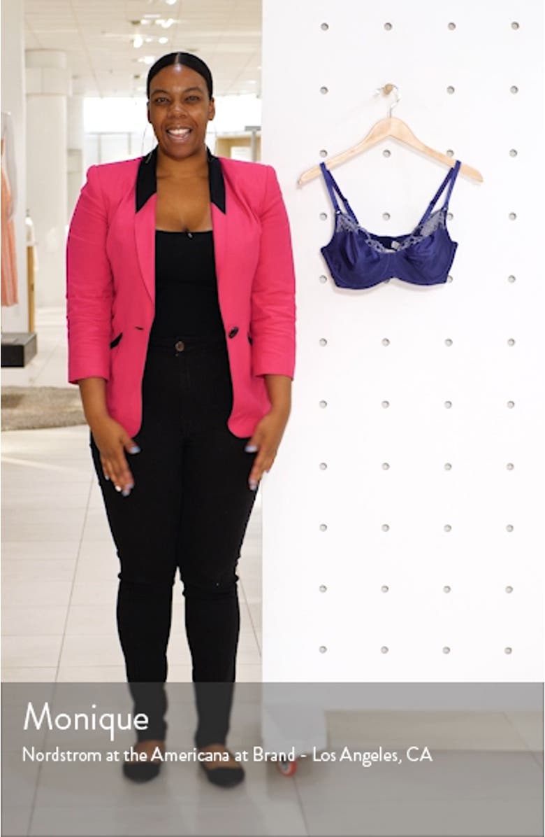 Lace Impression Underwire Bra, sales video thumbnail