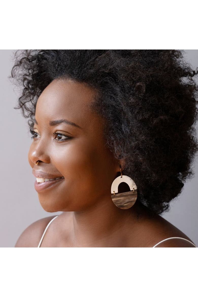 Horizon Earrings, Alternate, color, Brown + White