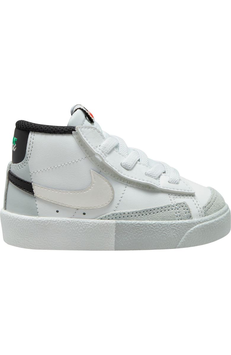 Nike Kids' Blazer Mid '77 SE Sneaker, Alternate, color,