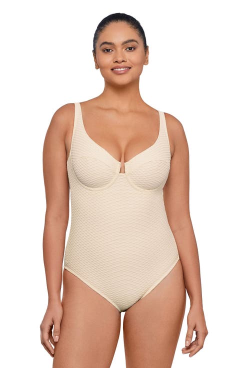 Smoothing and Sculpting Grid Textured Underwire One-Piece Swimsuit