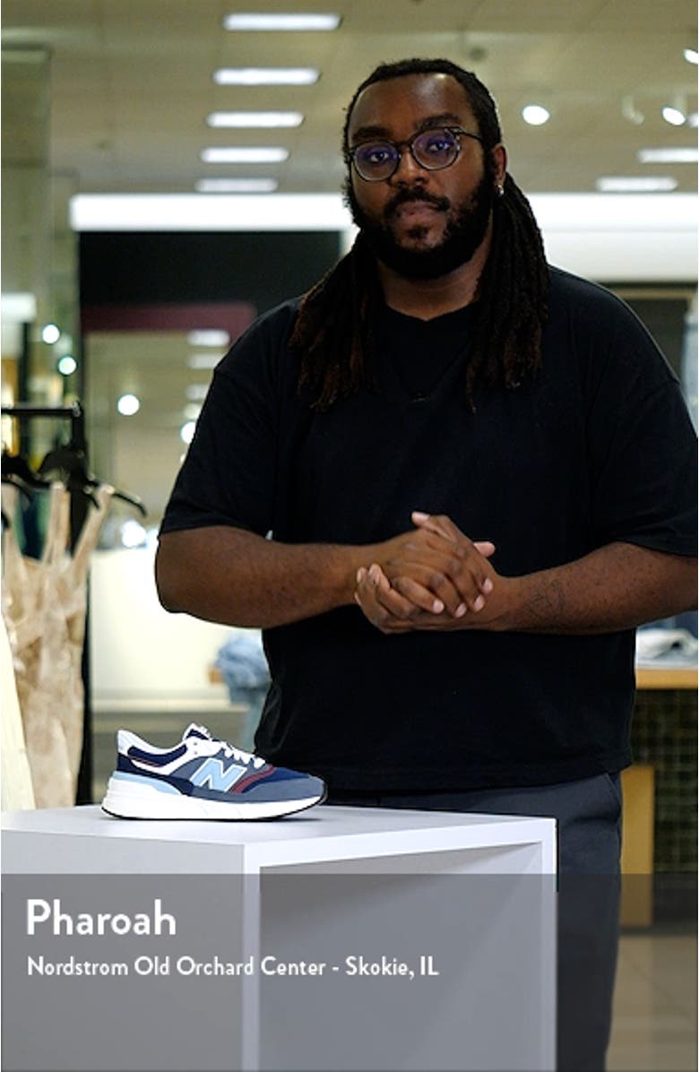 997R Sneaker, sales video thumbnail