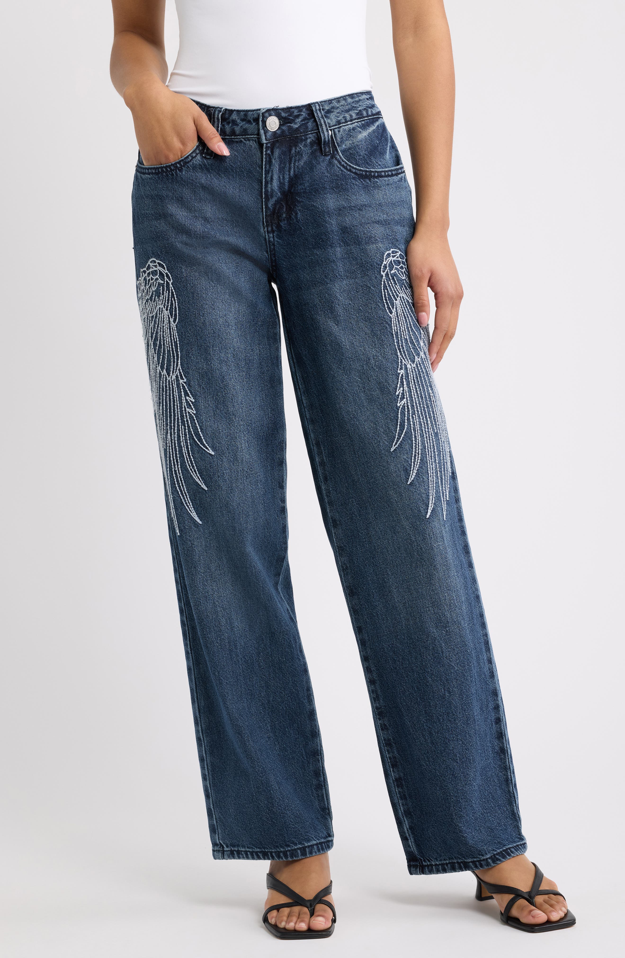 selected 35D - DARK WASH