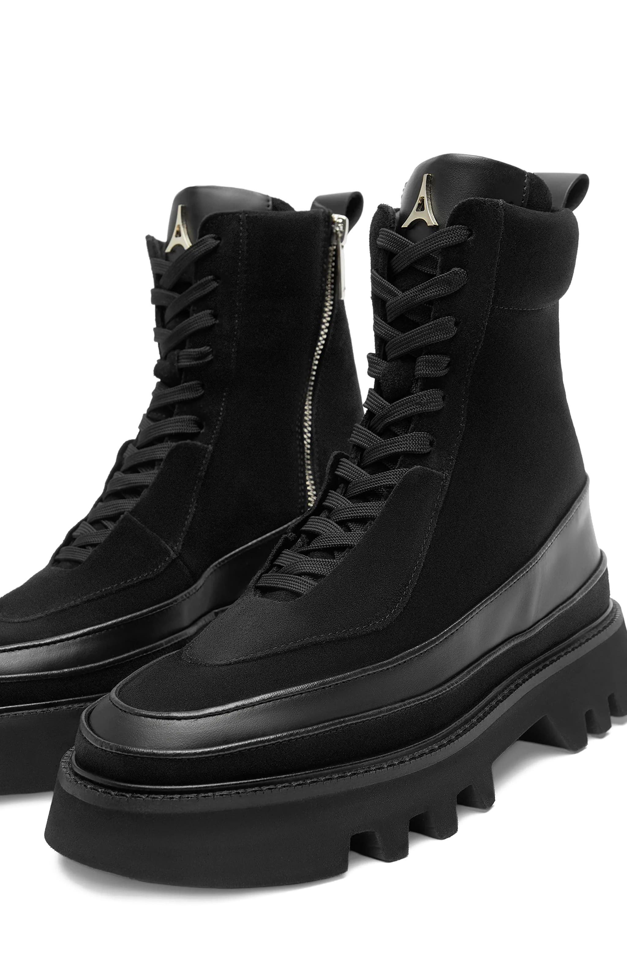 Le Combat, Alternate, color, Black