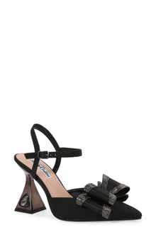 LADY COUTURE Milly Pointed Toe Pump