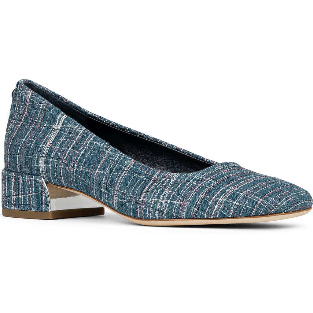 Donald Pliner Drew Pump In Blue