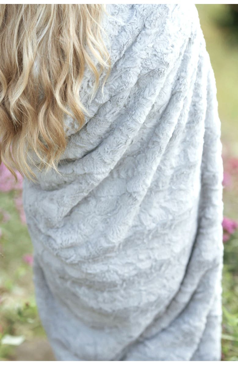 Sea To Me Blankets Hollywood Affair Faux Fur Throw Blanket, Alternate, color, Misty Grey
