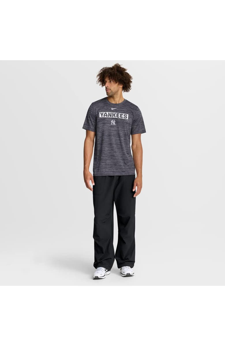 Nike Men's Nike Black New York Yankees Velocity Dri-FIT T-Shirt, Alternate, color, Black