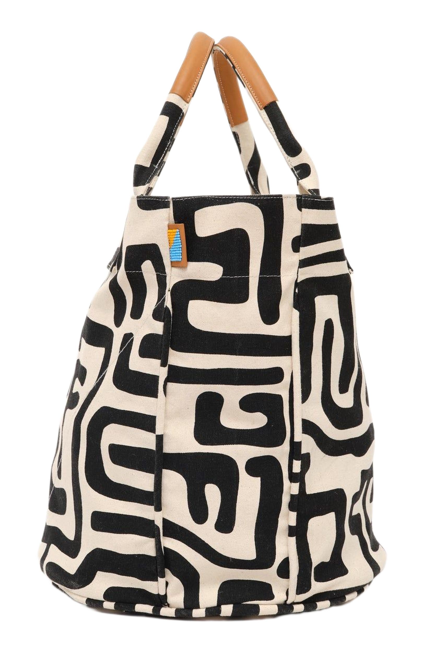 Ubuntu Life Weekender Bag, Alternate, color, Black Kuba