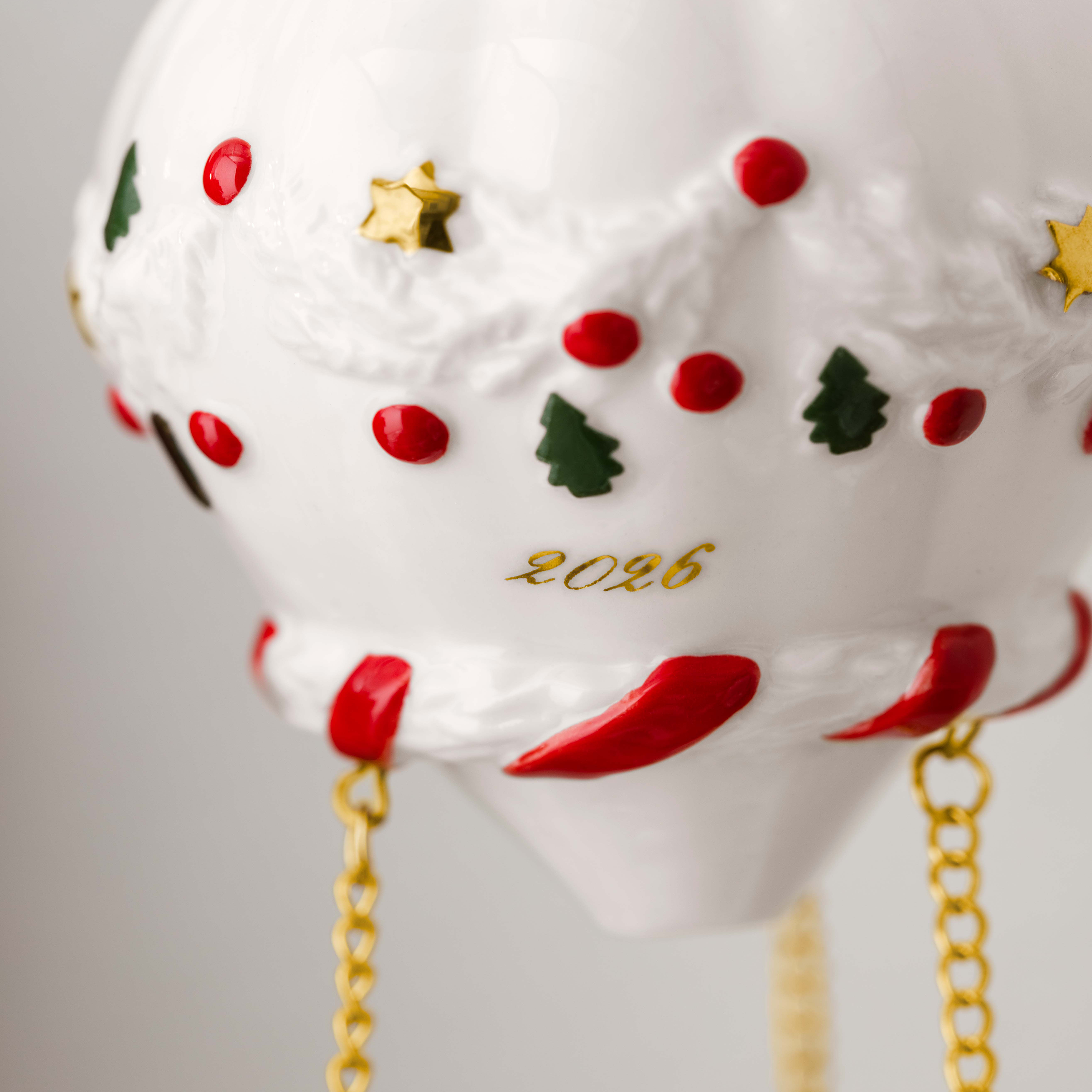 Villeroy & Boch Christmas Classics Air Balloon Ornament 2026 | Nordstrom