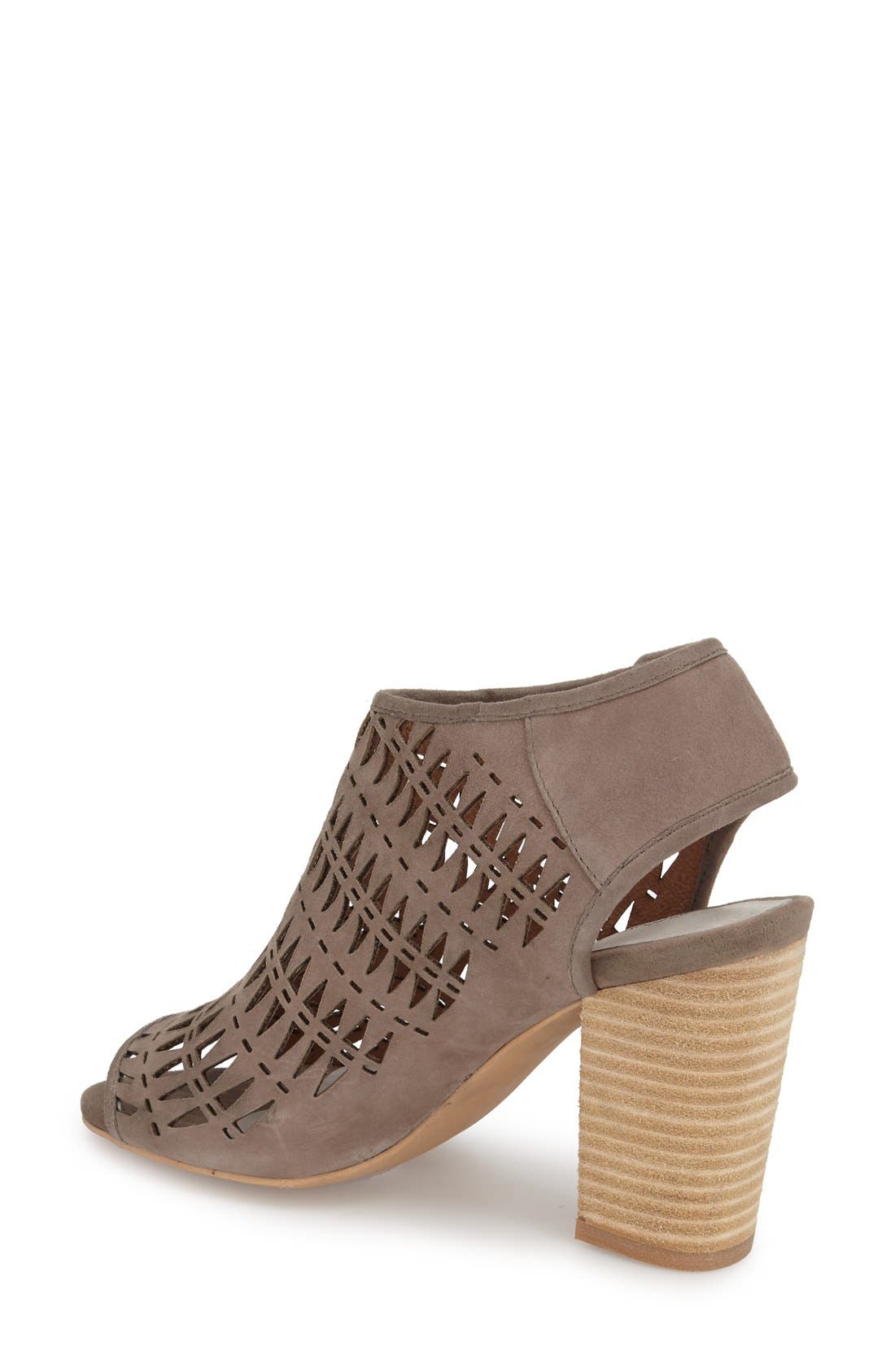 'Quebec' Cutout Sandal, Alternate, color, GREY SUEDE