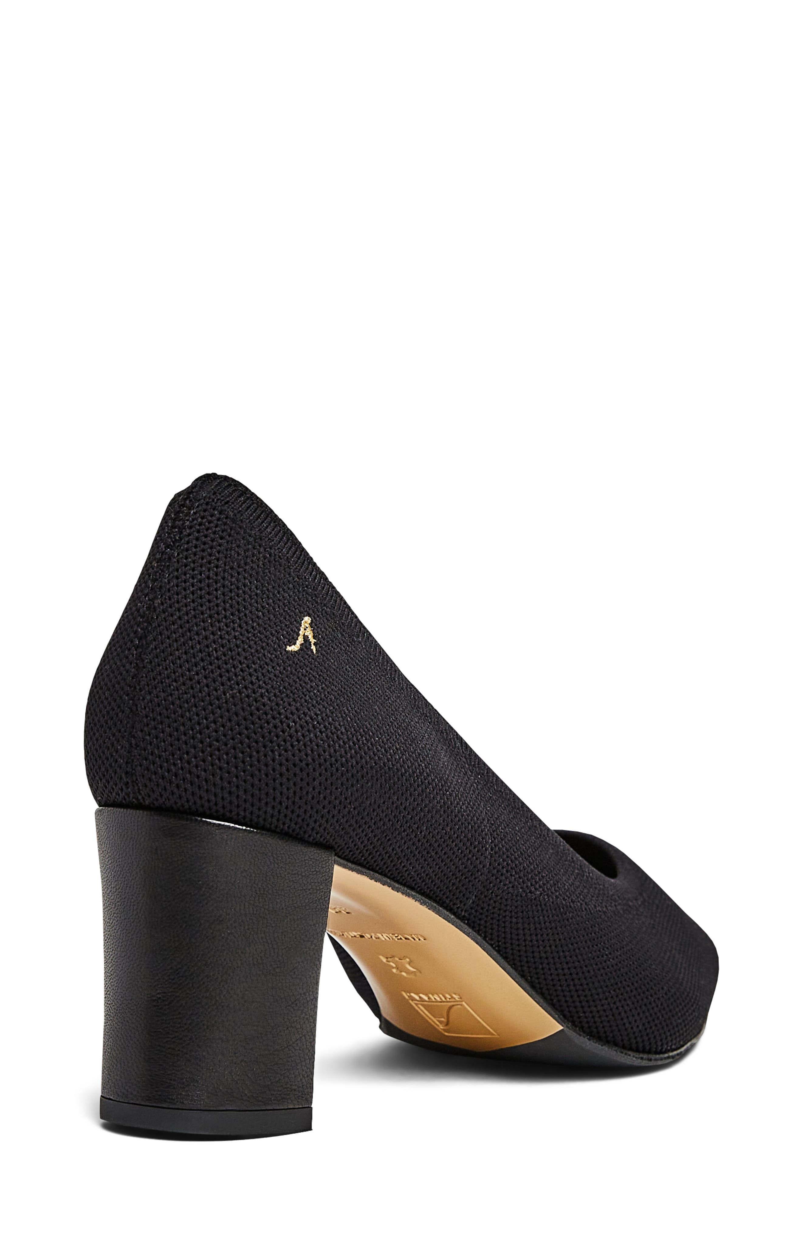 Stinaa.J Alice Orthopedic Expandable Pumps, Alternate, color, Expandable Black