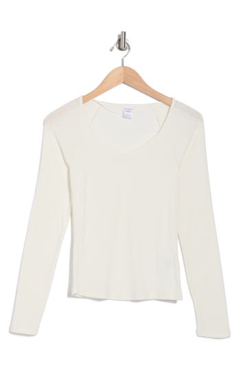 Melrose And Market Long Sleeve V-neck T-shirt In Ivory