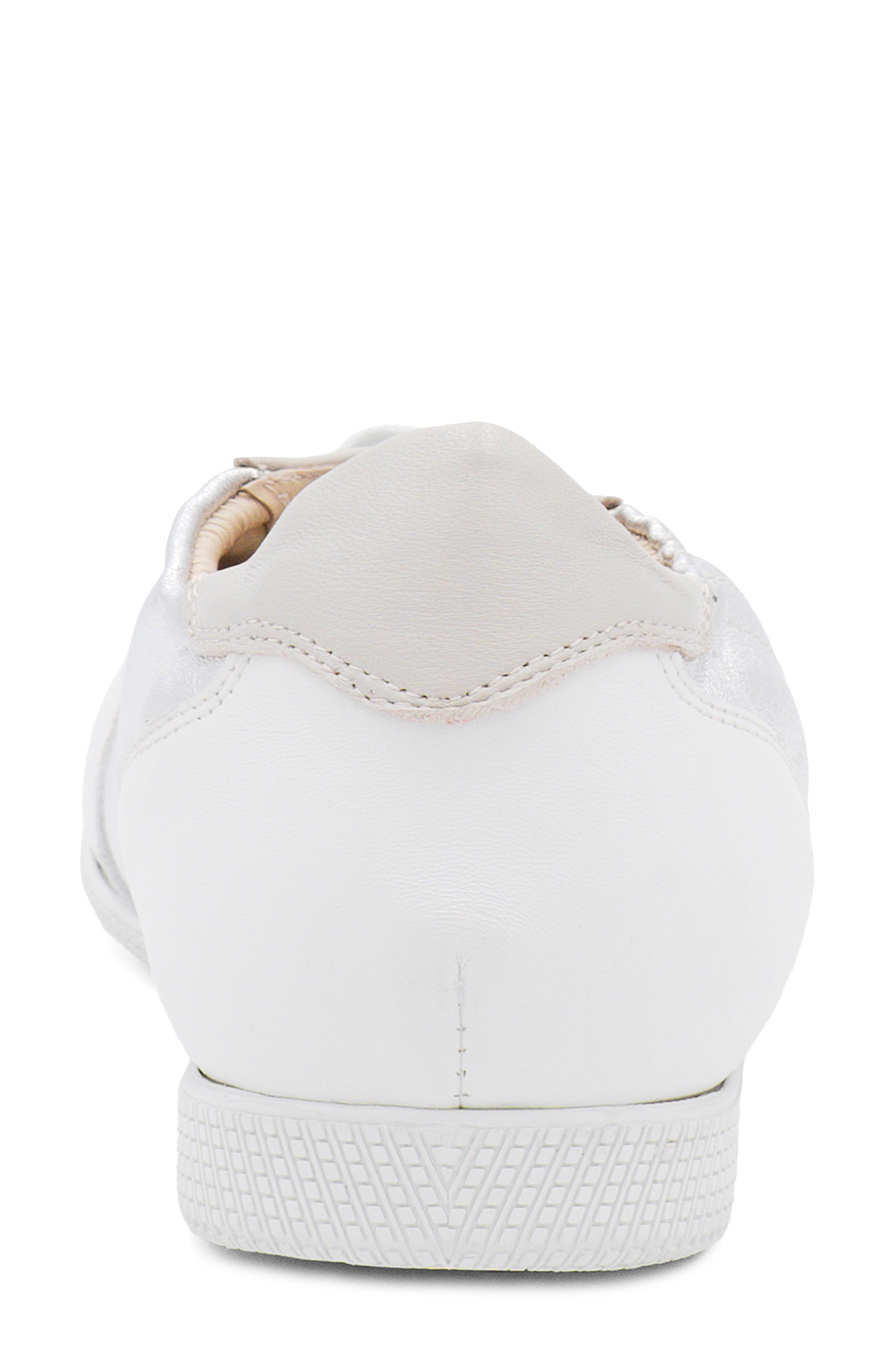 Amalfi by Rangoni Raffinato Sneaker, Alternate, color, Moon Etoile