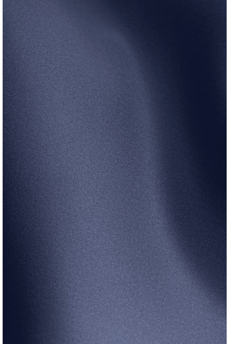 Universa Medium-Support High-Waisted Pocket Biker Shorts, Alternate, color, MIDNIGHT NAVY/ DARK OBSIDIAN