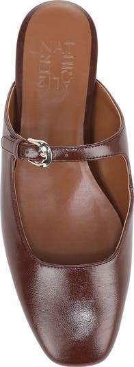 Apple Mary Jane Mule
