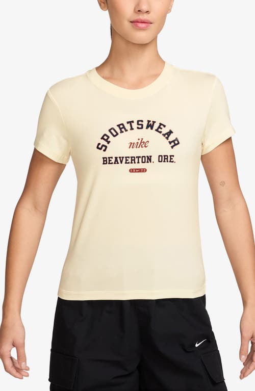 Nike Sportswear Phoenix Slim Fit T-shirt