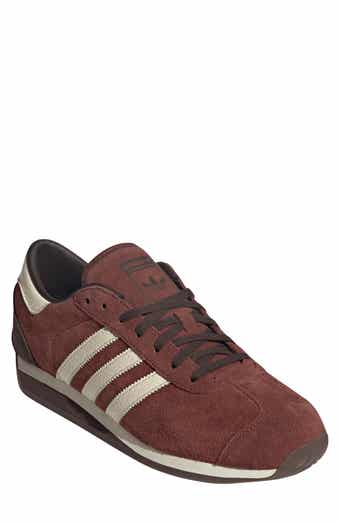 Country II Sneaker