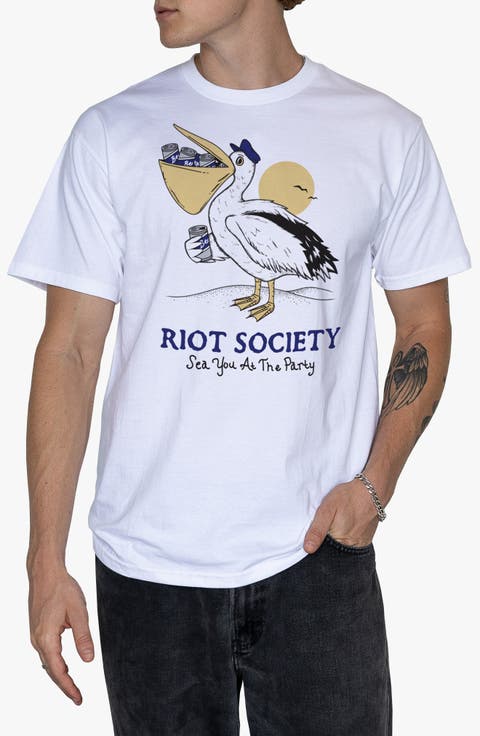 Party Pelican Cotton Graphic T-Shirt