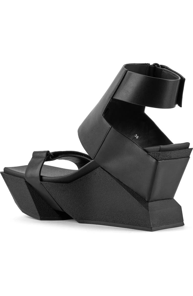 United Nude Brutt A Sandals, Alternate, color, Black