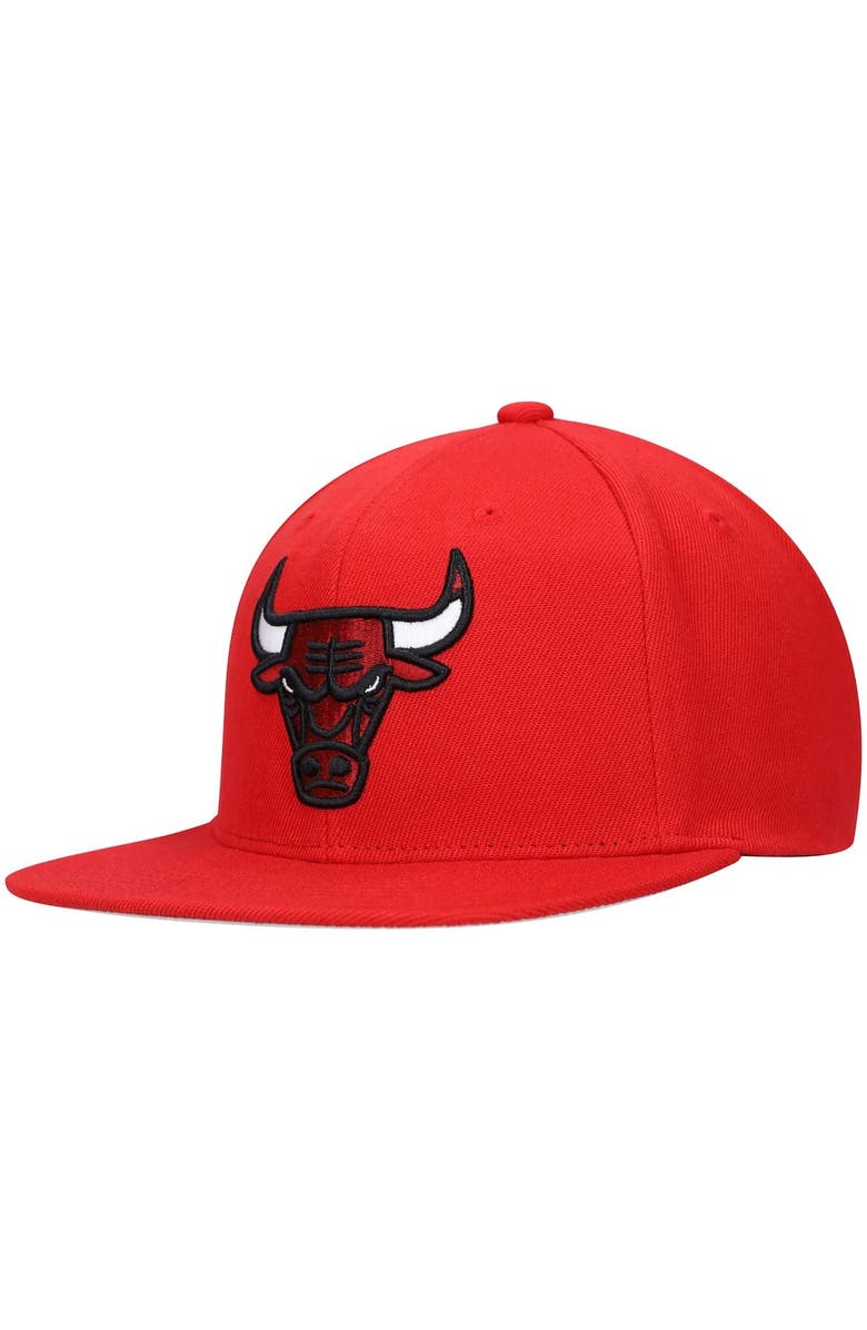 Mitchell & Ness Men's Mitchell & Ness Red Chicago Bulls Team Hardwood Classics 1992 NBA Finals Patch Snapback Hat, Main, color, 
