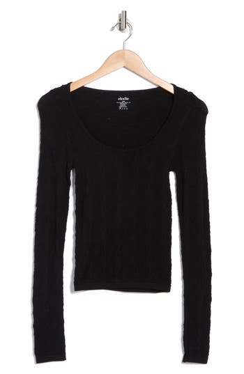 Elodie Scoop Neck Long Sleeve Seamless Crop Top In Black